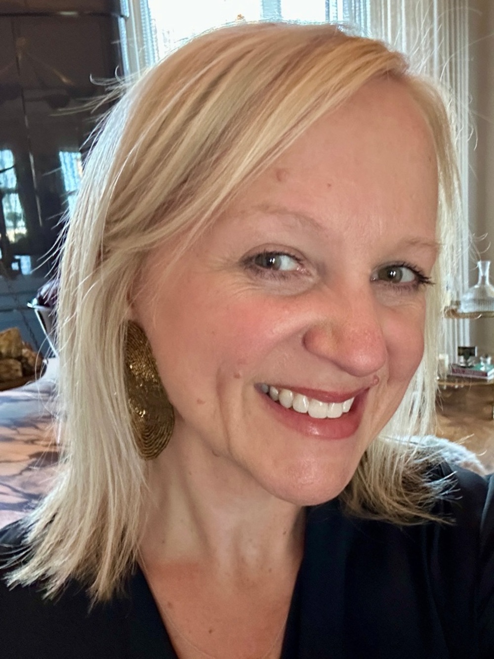 Meet your Posher, Leigh ann